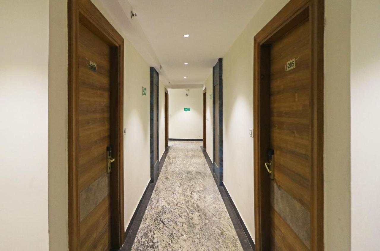 The Ivy Grand Hotel In City Centre With Free Secured Parking Нью-Делі Екстер'єр фото