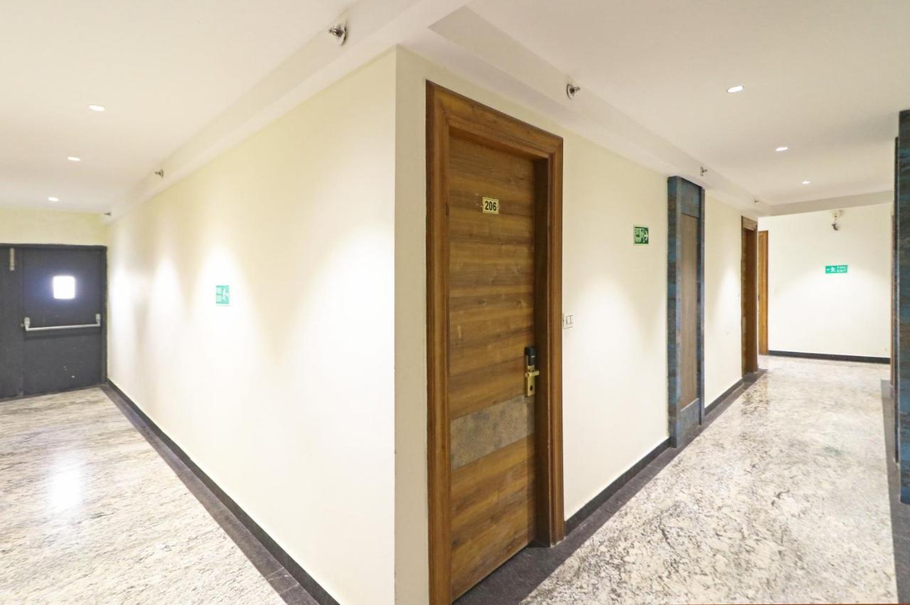 The Ivy Grand Hotel In City Centre With Free Secured Parking Нью-Делі Екстер'єр фото