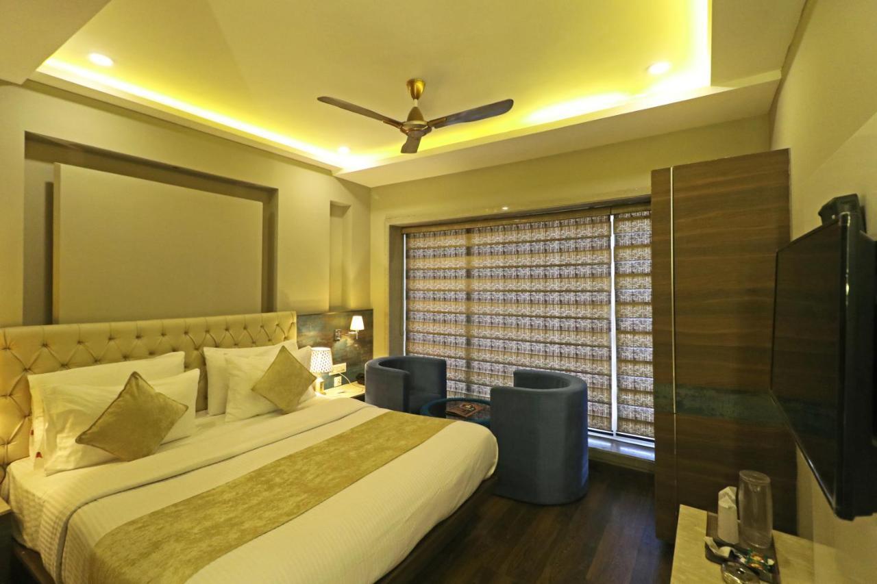 The Ivy Grand Hotel In City Centre With Free Secured Parking Нью-Делі Екстер'єр фото