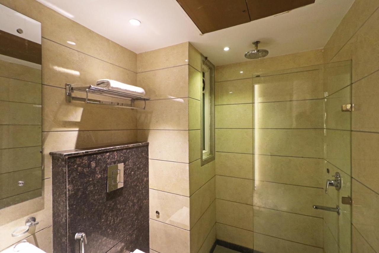 The Ivy Grand Hotel In City Centre With Free Secured Parking Нью-Делі Екстер'єр фото